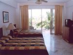 club-embarcadero-pacifico-all-inclusive-resort-junior_suite.jpg