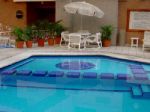 country-plaza-pool~0.jpg