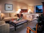 fairmont-pierre-marques-jr_suite.jpg