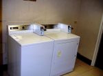 hampton-inn-monterrey-aeropuerto-laundry.jpg