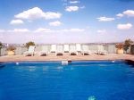 holiday-inn-select-guadalajara-pool.jpg