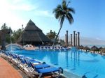 nh-krystal-puerto-vallarta-alberca.jpg