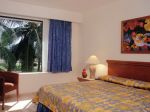 ocean-breeze-acapulco-by-seagarden-Standard-Room.jpg