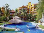 puerta-del-mar-ixtapa-pool.jpg